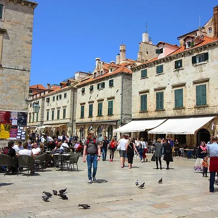 Princess Dora's Lejlighed *