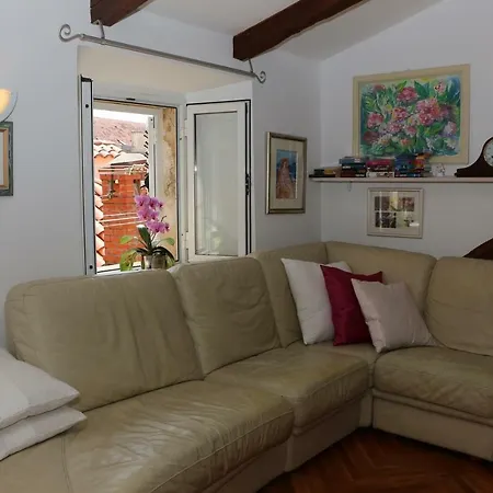 朵拉公主之公寓